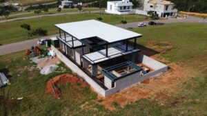 Fabricação e Montagem de casas metálicas